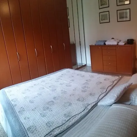 Bed & Breakfast Global House